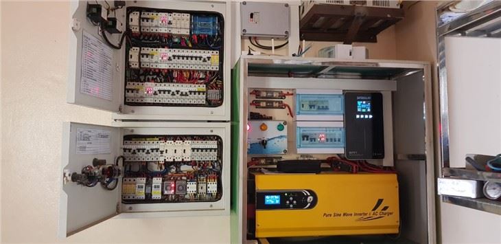 2000w Pure Sine Wave Off Grid Inverter
